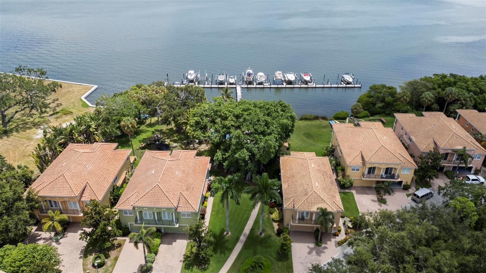 BANYAN BAY AT RUTLAND - Residential Lease