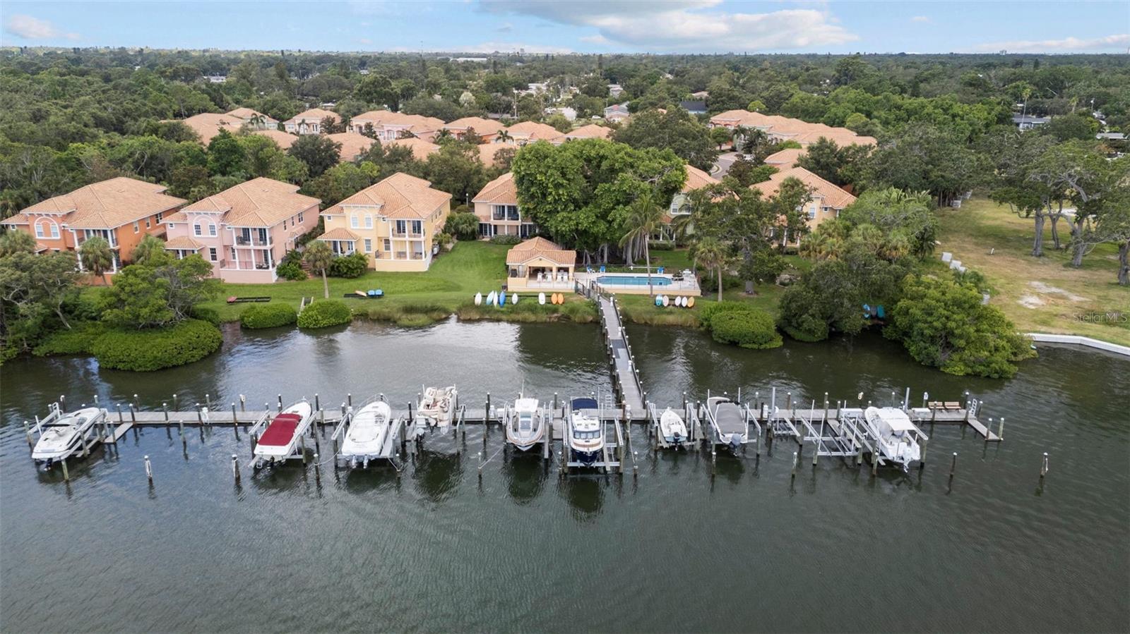 BANYAN BAY AT RUTLAND - Residential Lease