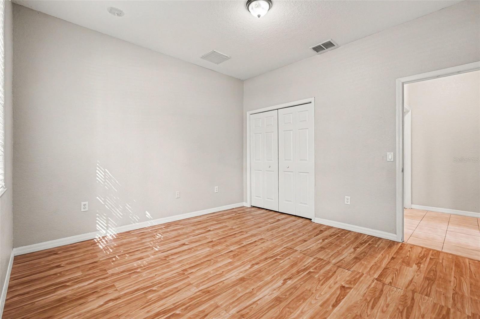 SUNCOAST LAKES PH 01 - Residential