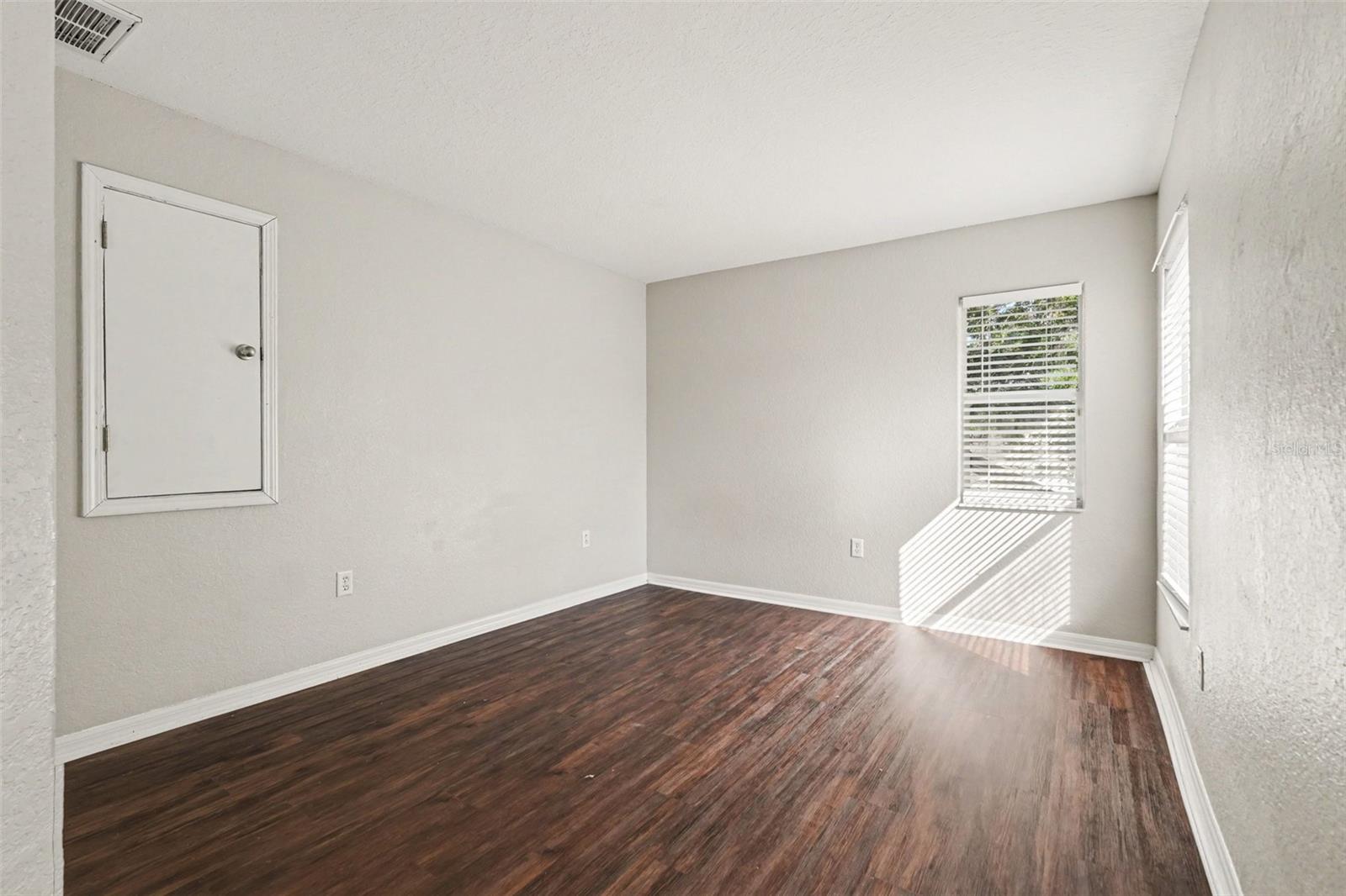 SUNCOAST LAKES PH 01 - Residential