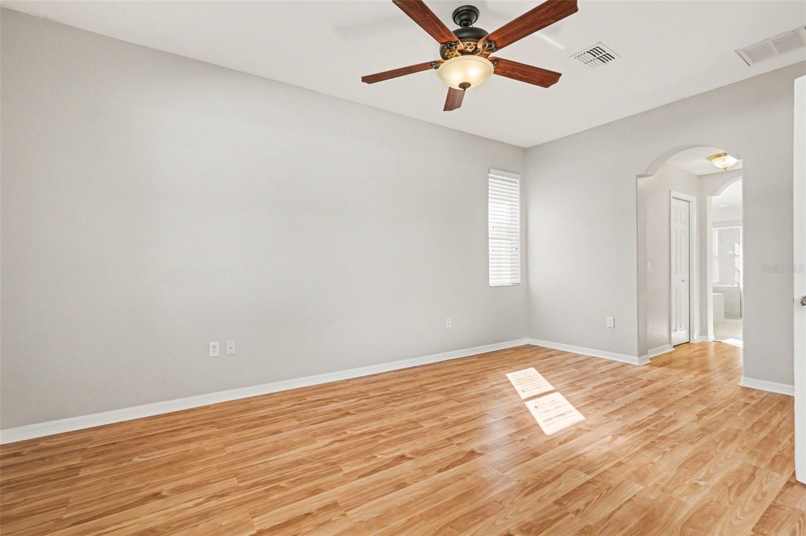 SUNCOAST LAKES PH 01 - Residential