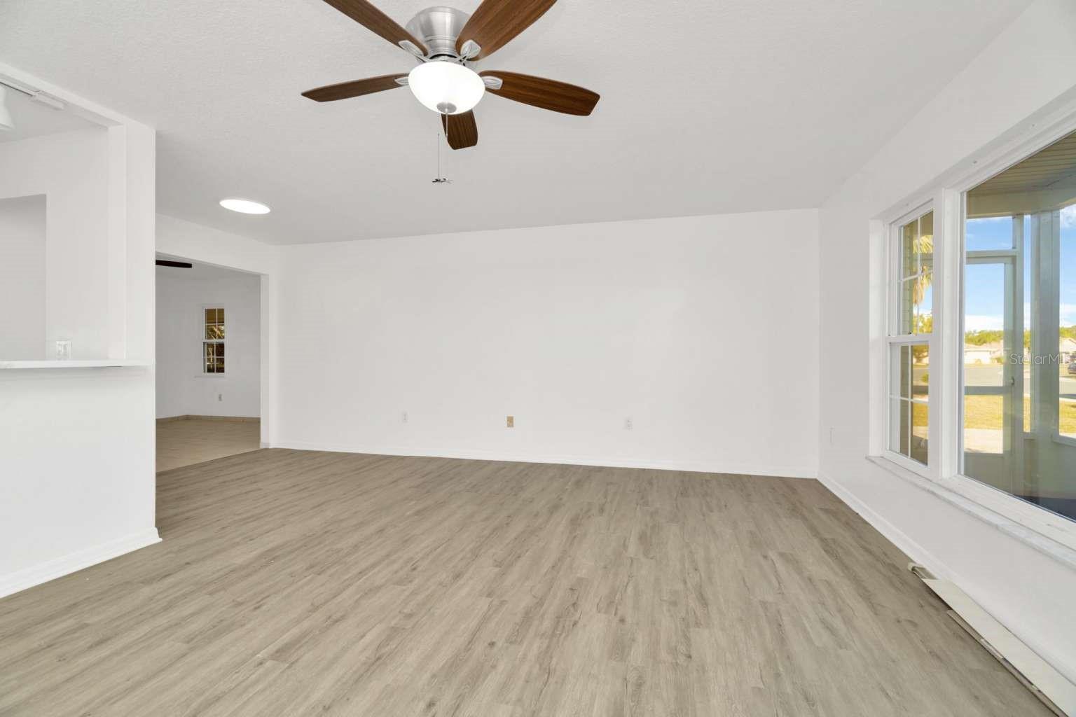1740 COCO PALM CIRCLE
