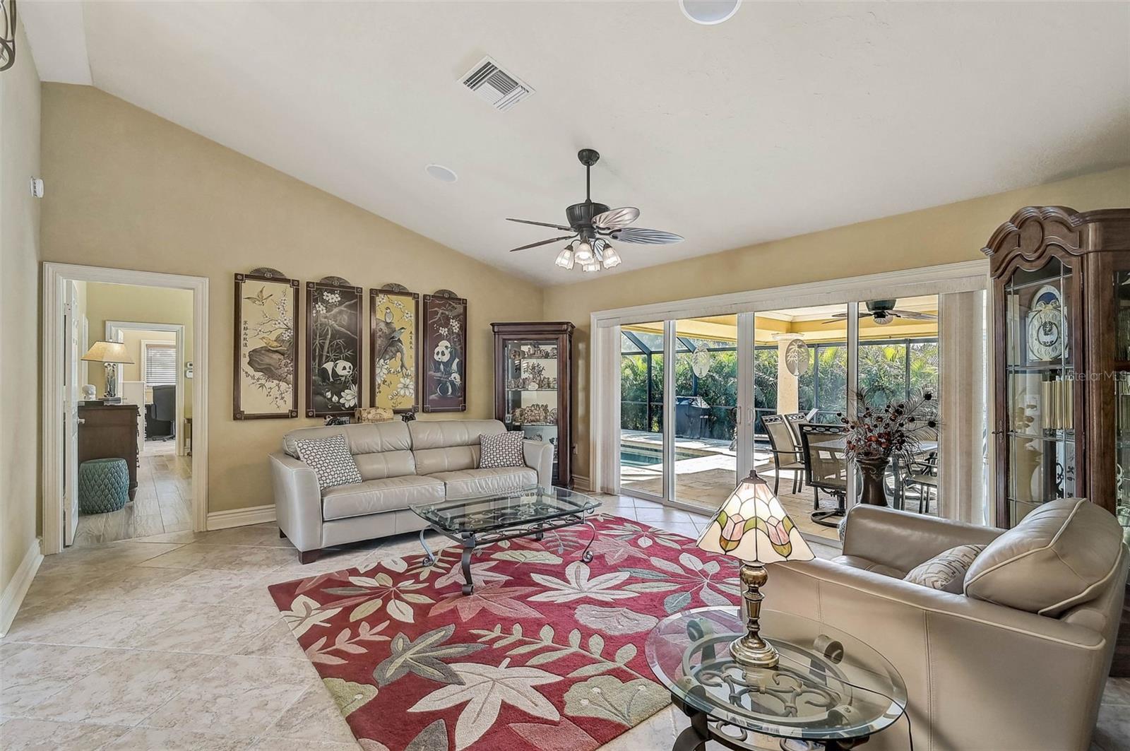SOUTHBAY YACHT & RACQUET CLUB - Residential