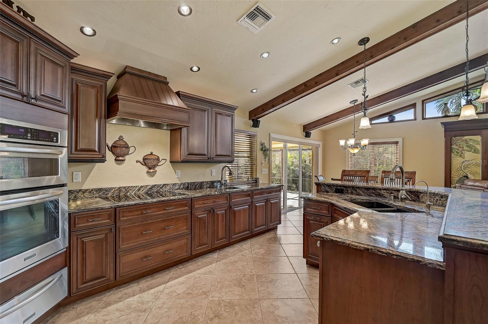 SOUTHBAY YACHT & RACQUET CLUB - Residential