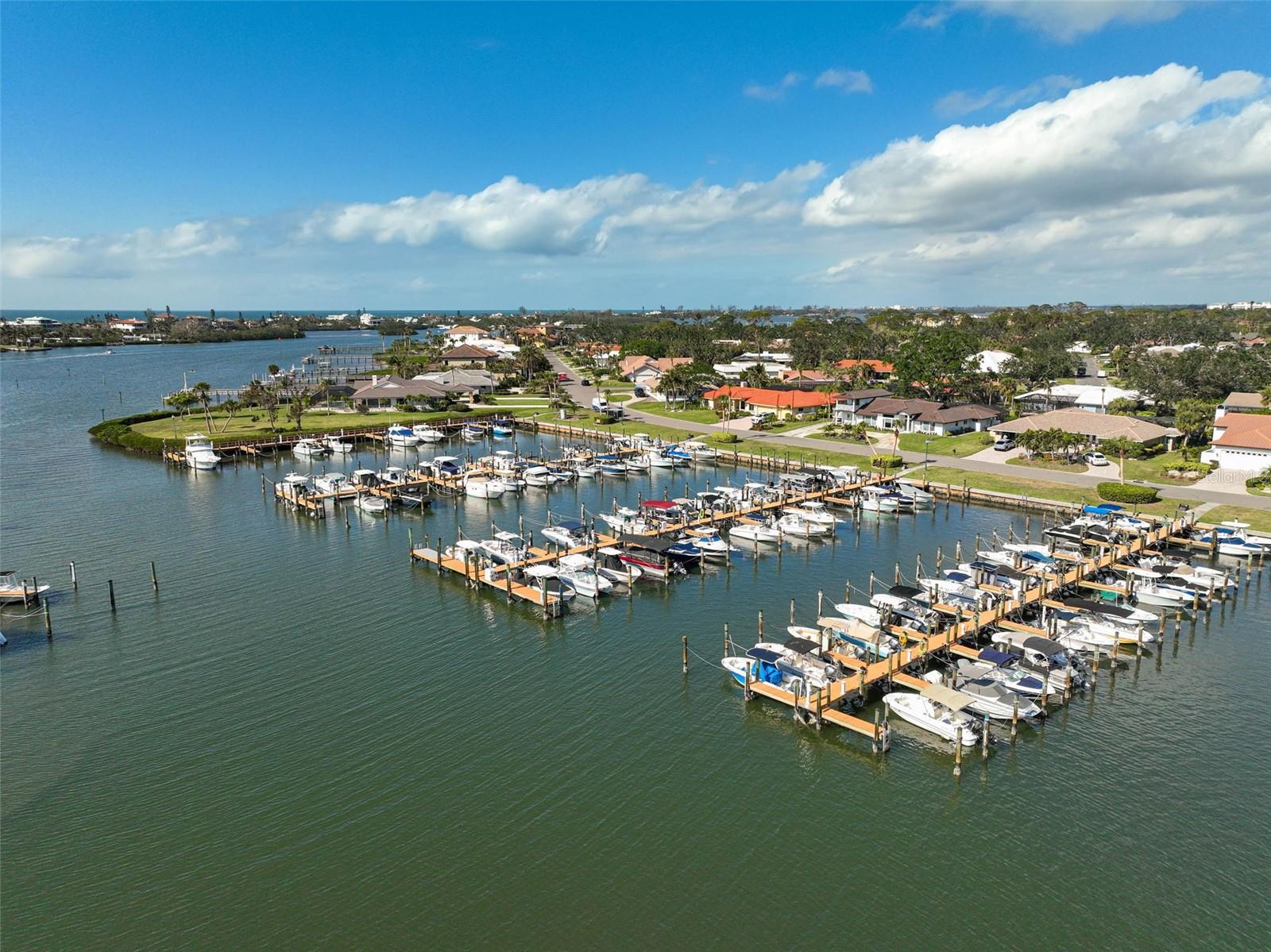 SOUTHBAY YACHT & RACQUET CLUB - Residential