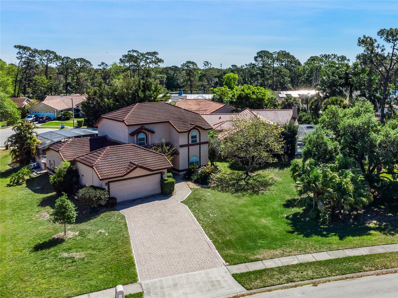 THE ESTATE - Residential