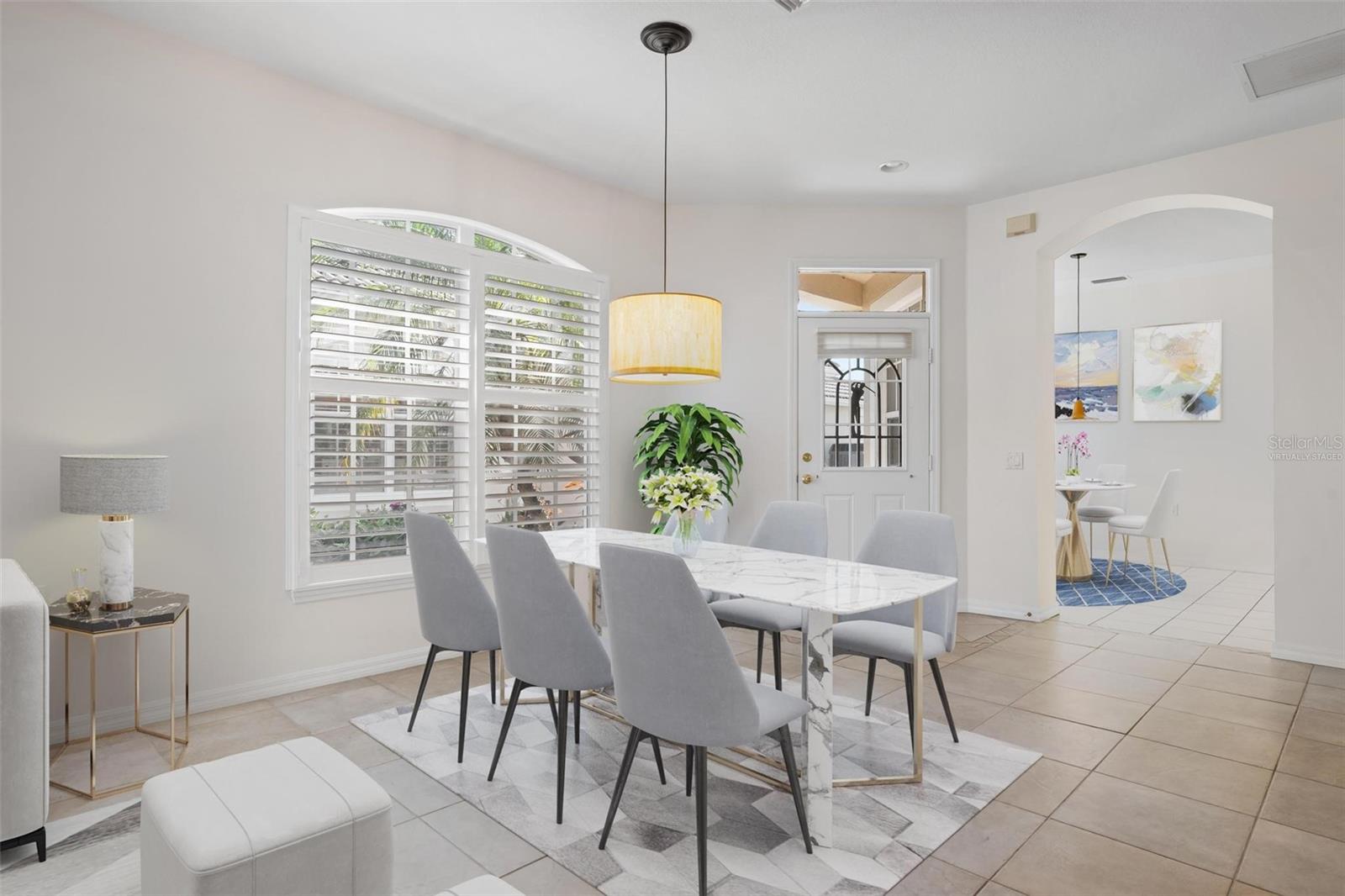 PELICAN POINTE GOLF & COUNTRY CLUB - Residential