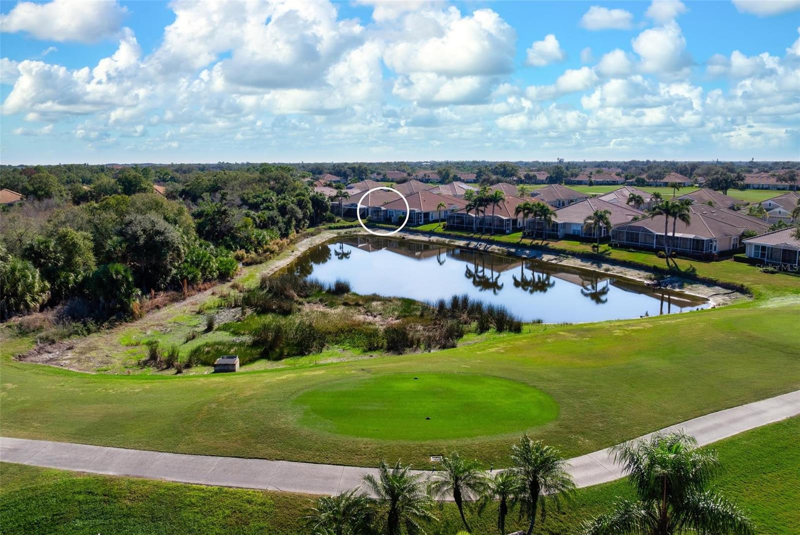 PELICAN POINTE GOLF & COUNTRY CLUB - Residential
