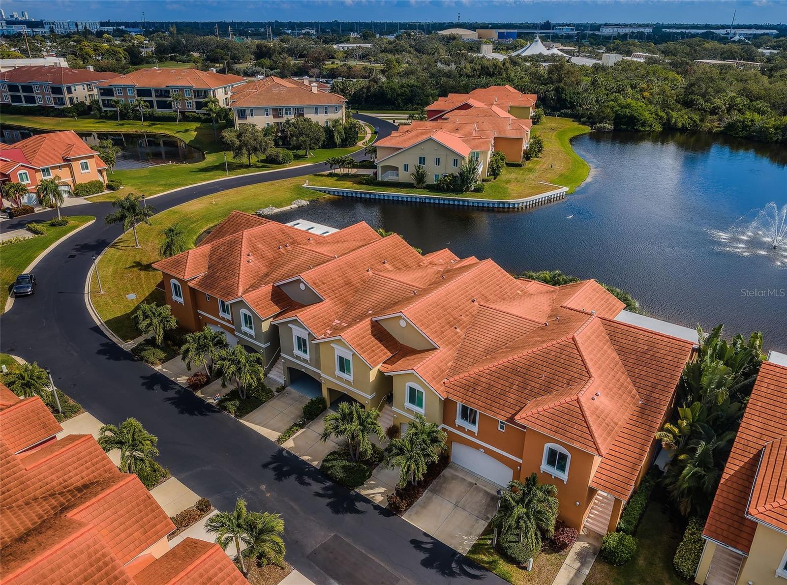 MARINA BAY GARDEN VILLAS - Residential