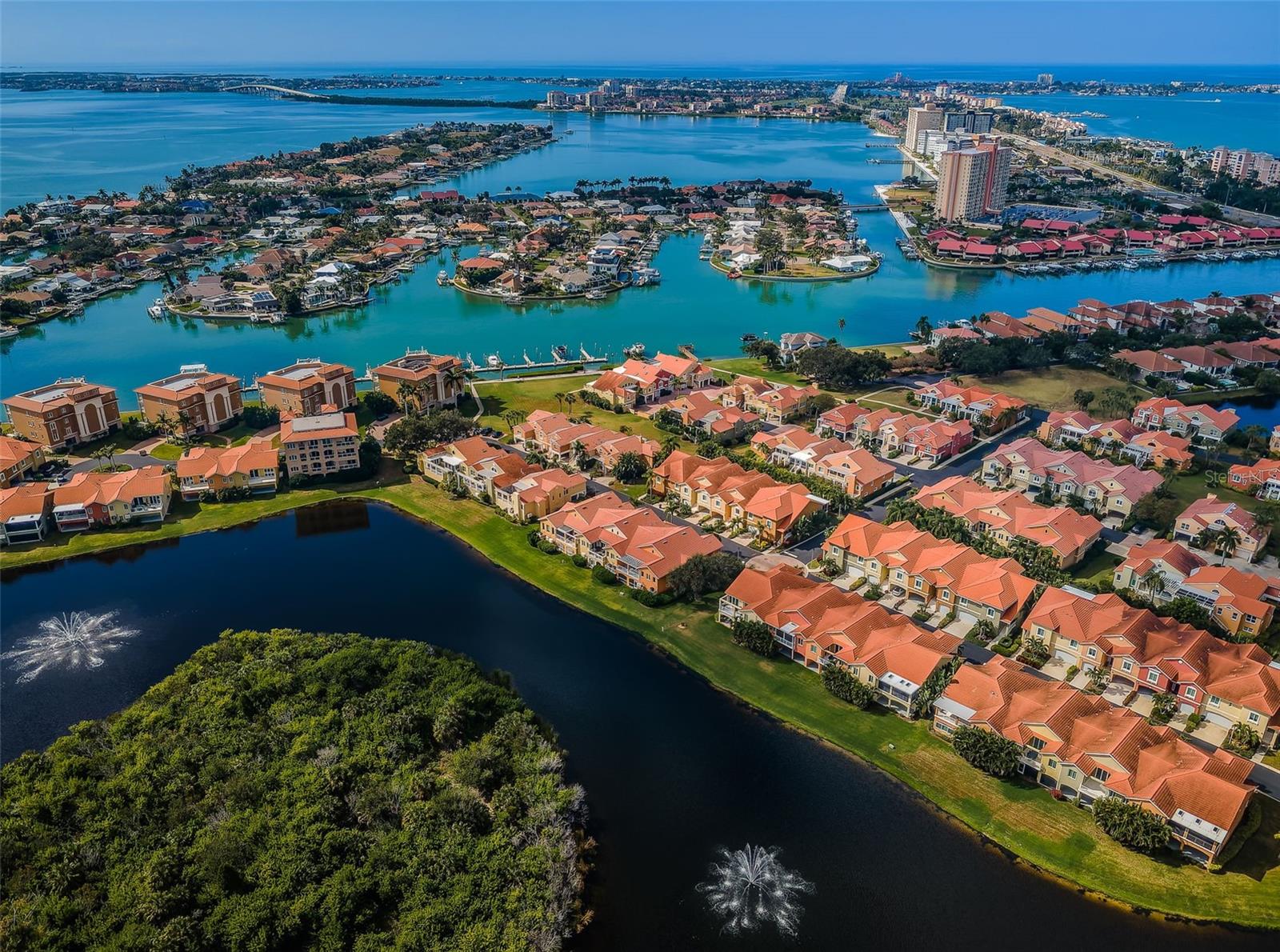 MARINA BAY GARDEN VILLAS - Residential