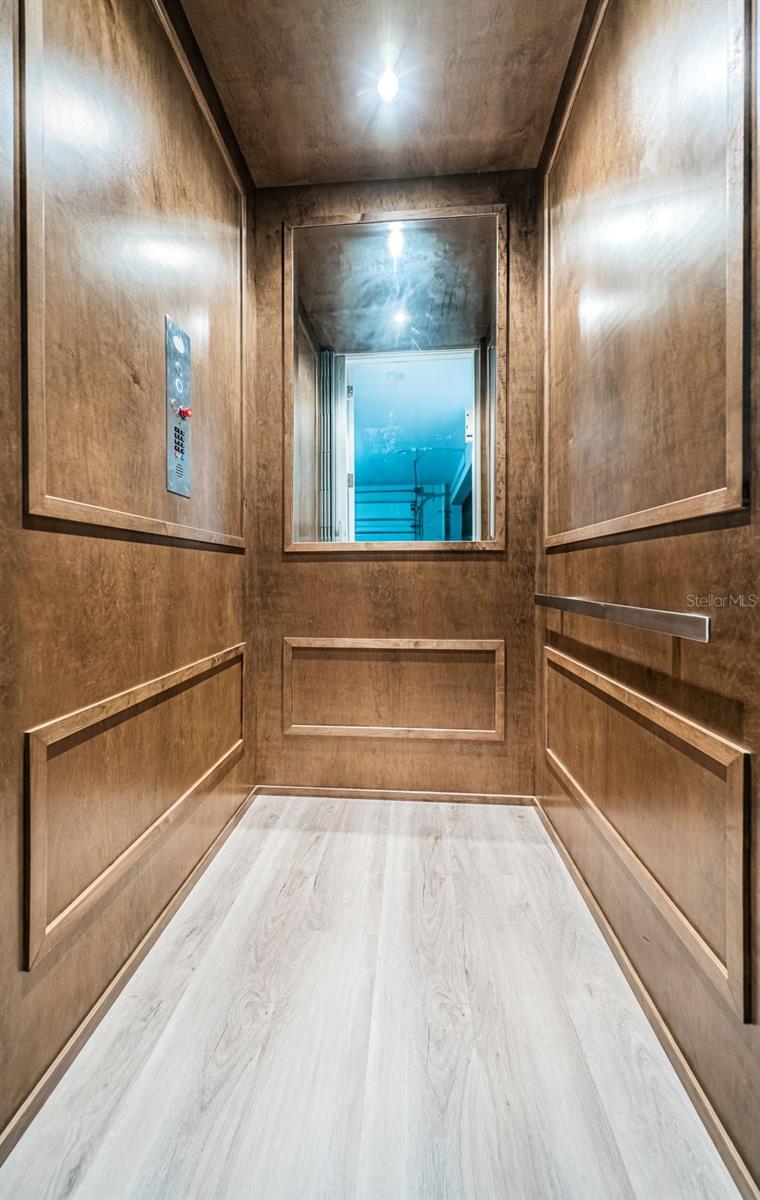 MARINA BAY GARDEN VILLAS - Residential