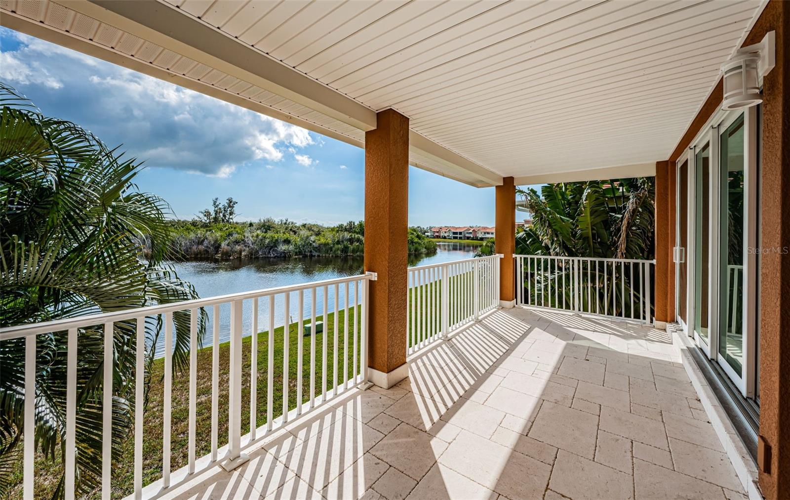 MARINA BAY GARDEN VILLAS - Residential