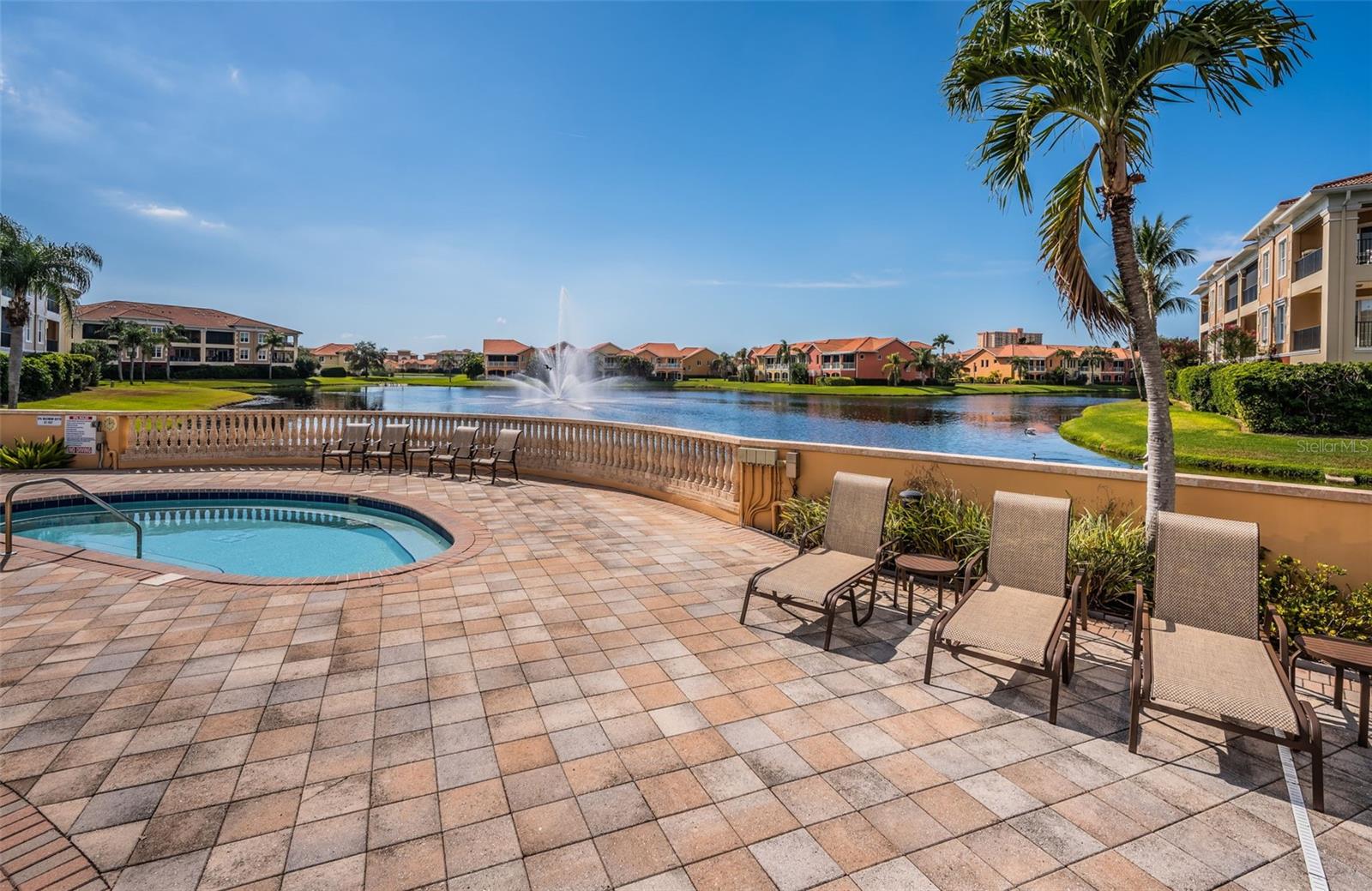 MARINA BAY GARDEN VILLAS - Residential