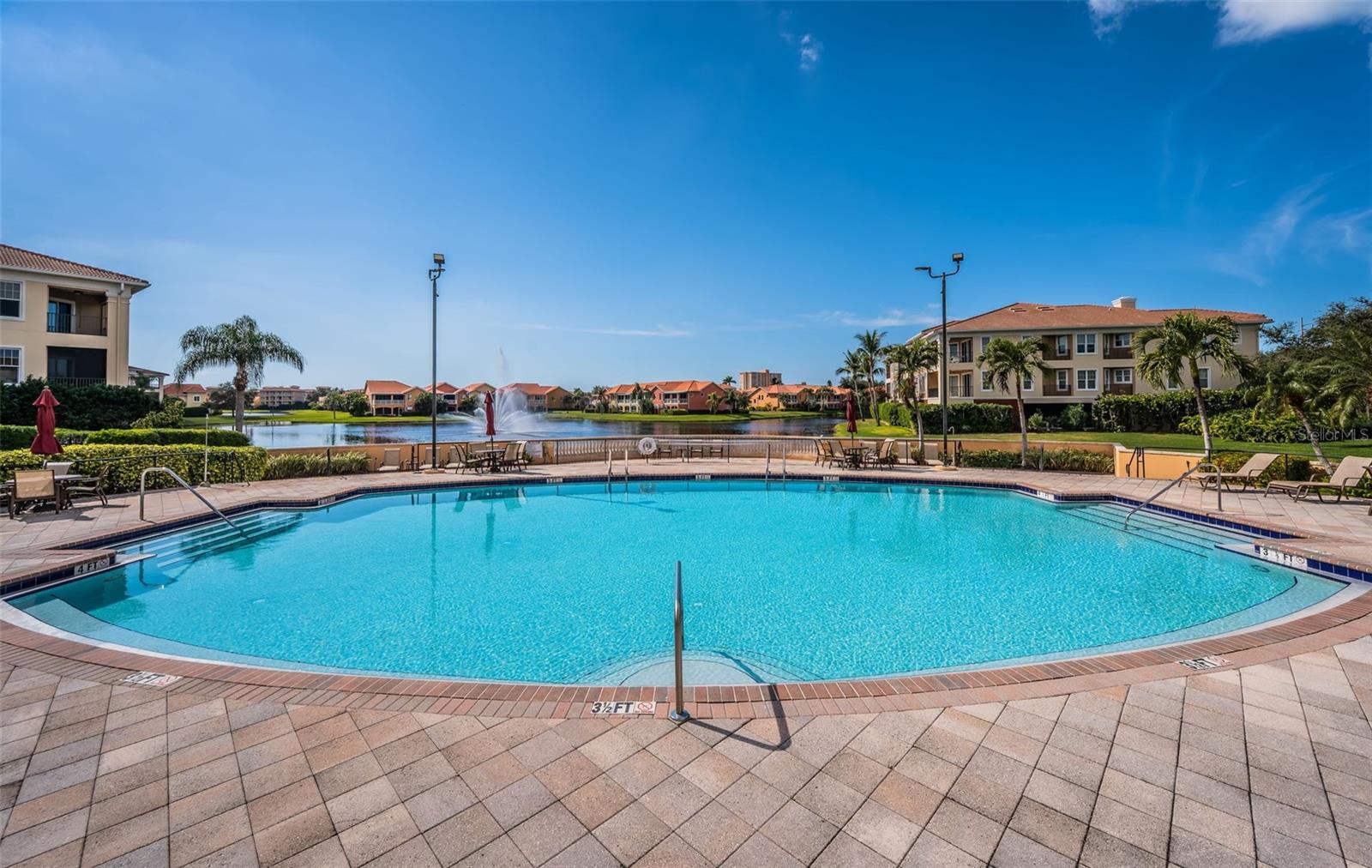 MARINA BAY GARDEN VILLAS - Residential