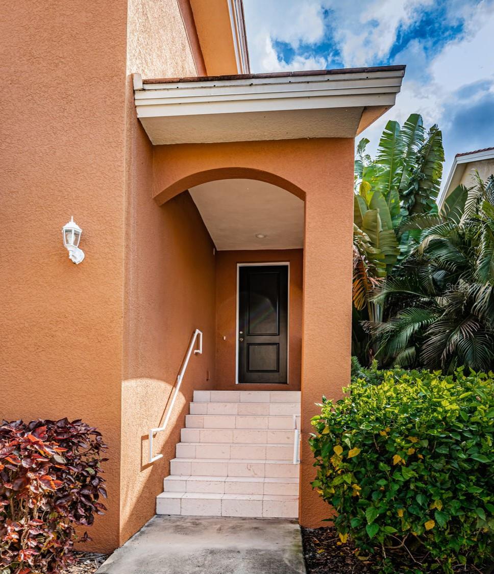 MARINA BAY GARDEN VILLAS - Residential