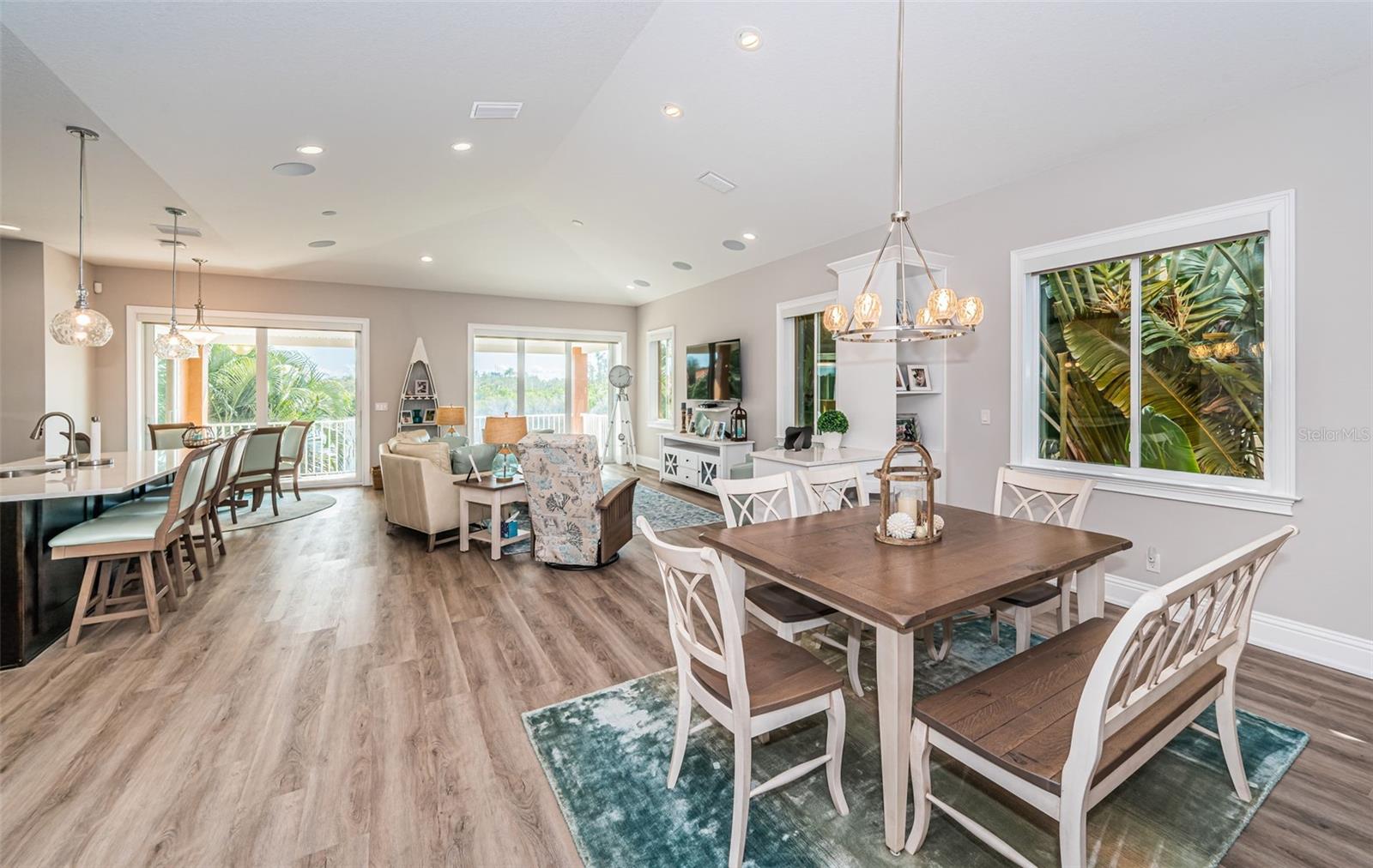 MARINA BAY GARDEN VILLAS - Residential