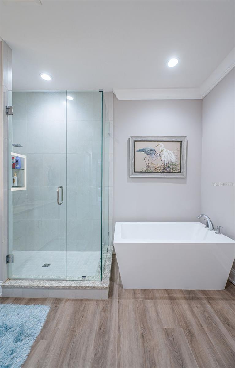 MARINA BAY GARDEN VILLAS - Residential