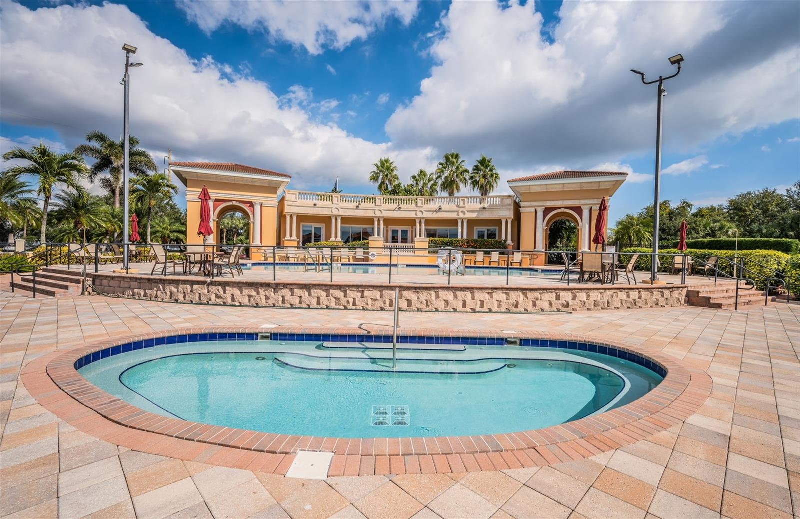 MARINA BAY GARDEN VILLAS - Residential