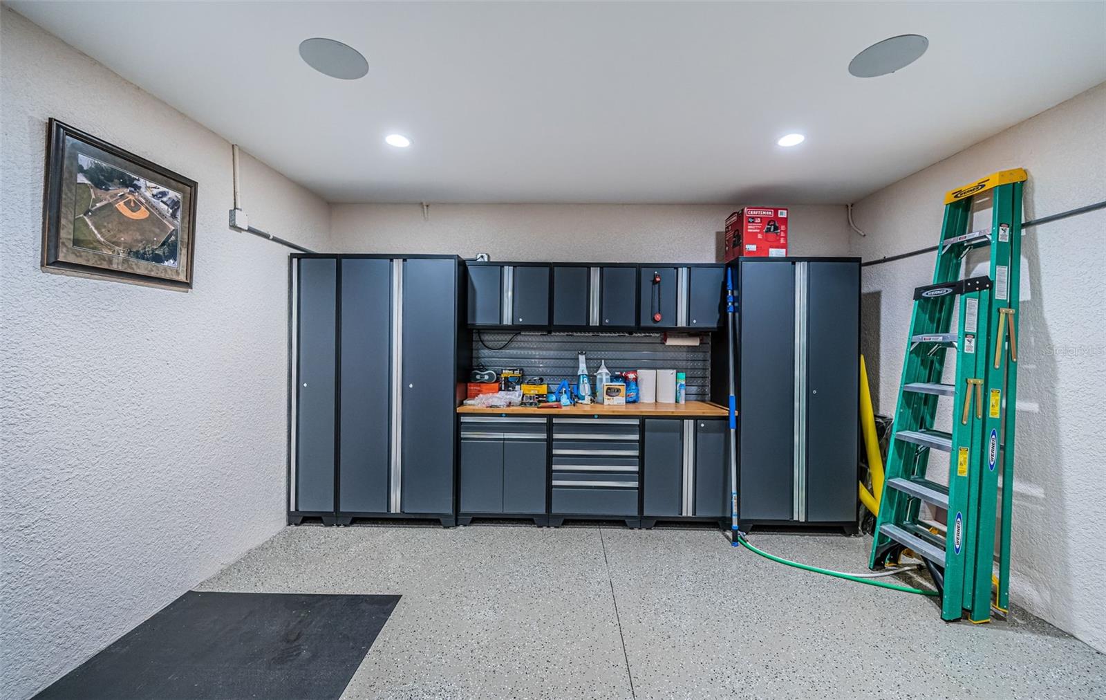 MARINA BAY GARDEN VILLAS - Residential