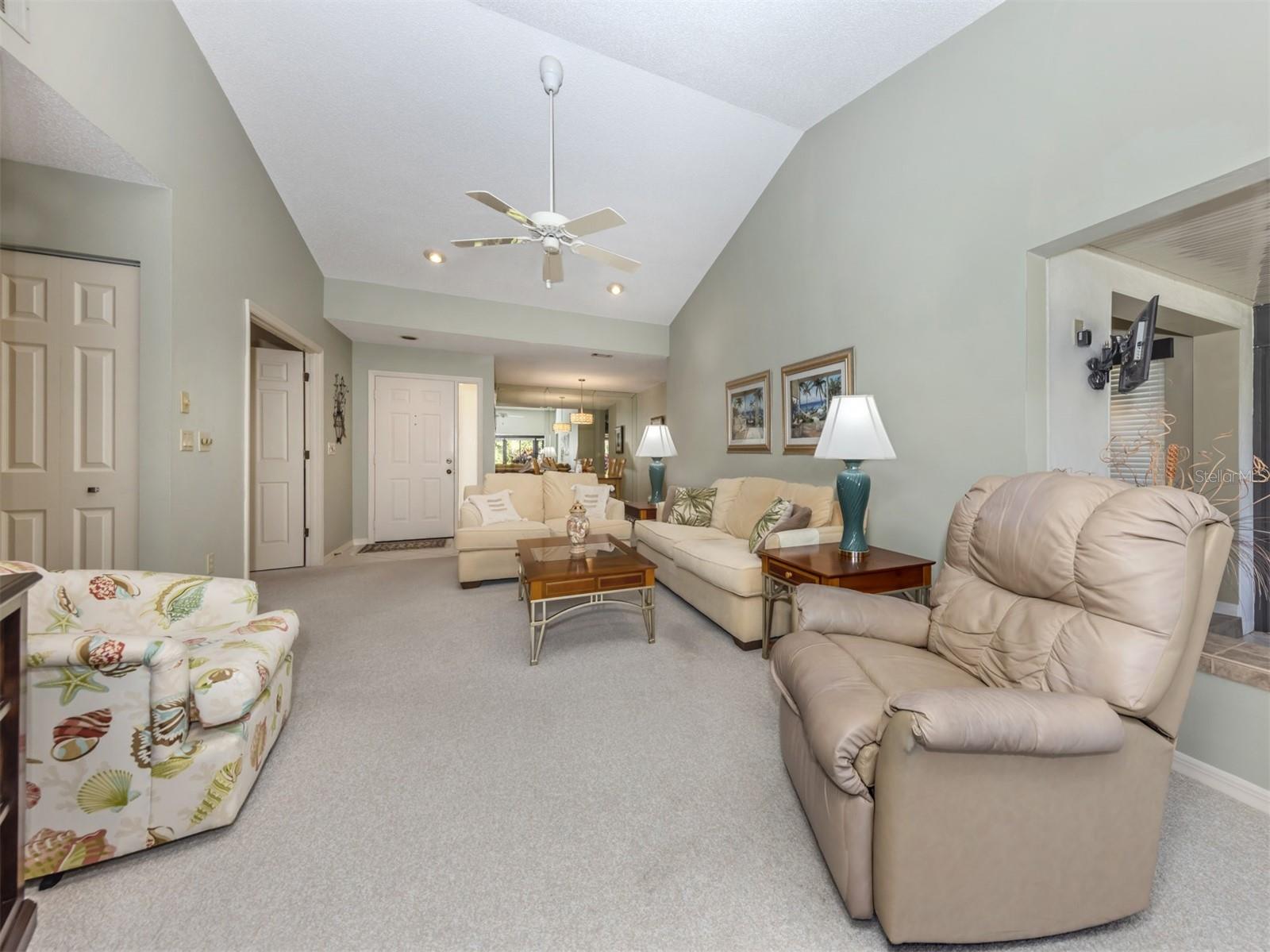 229 SOUTHAMPTON DRIVE 290