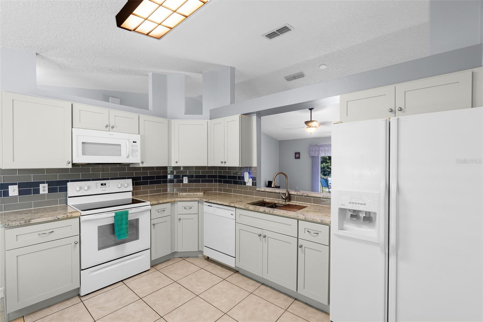 891 LICARIA DRIVE
