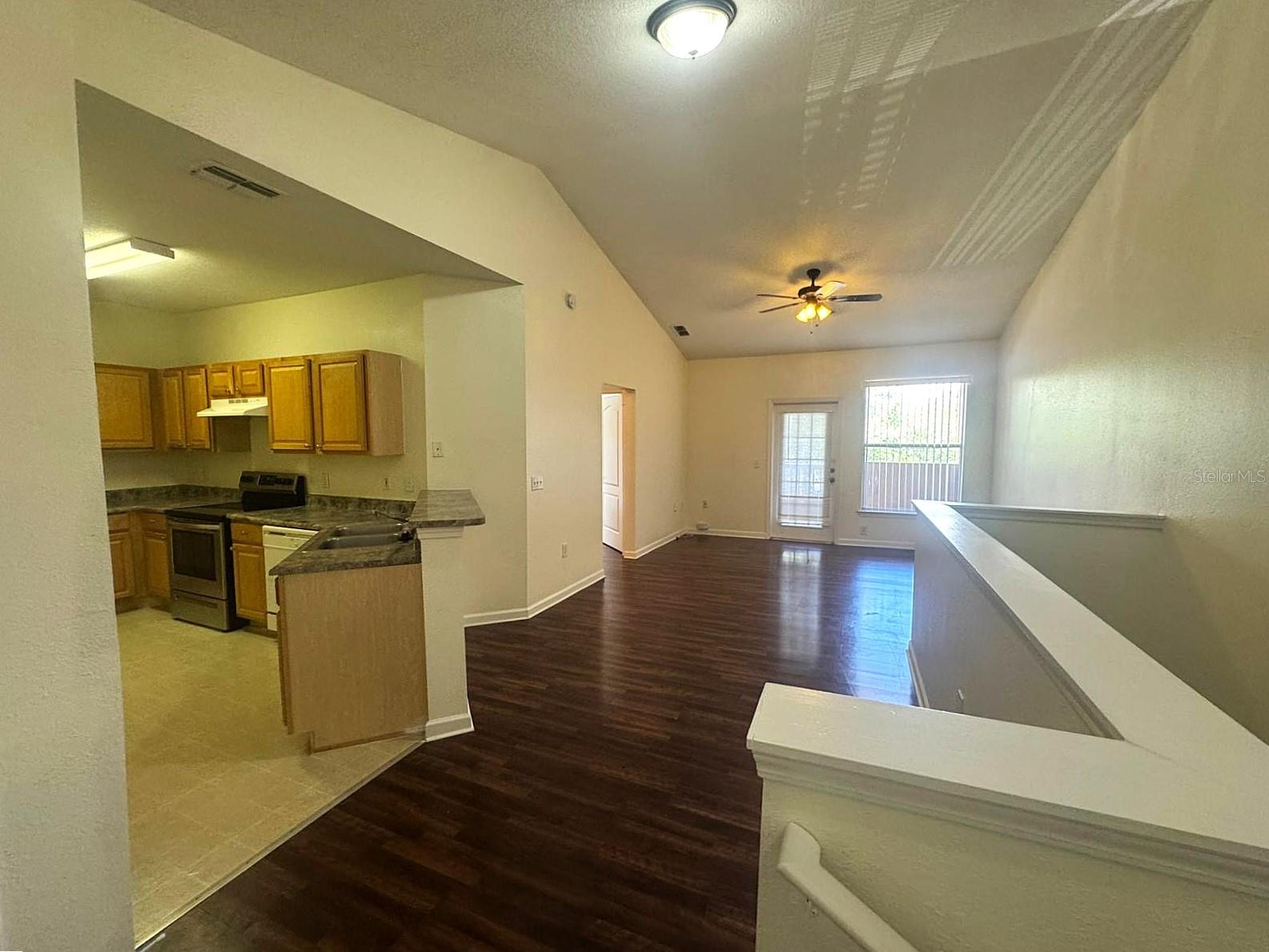 THE VILLAS CONDO - Residential