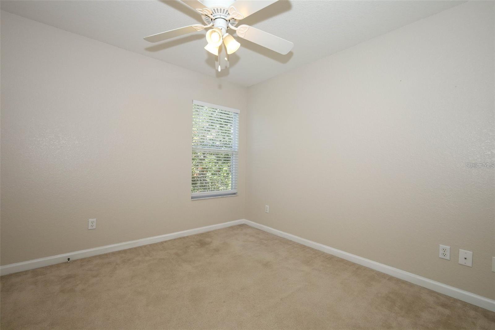 DUNWOODY COMMONS PH 2 - Residential Lease