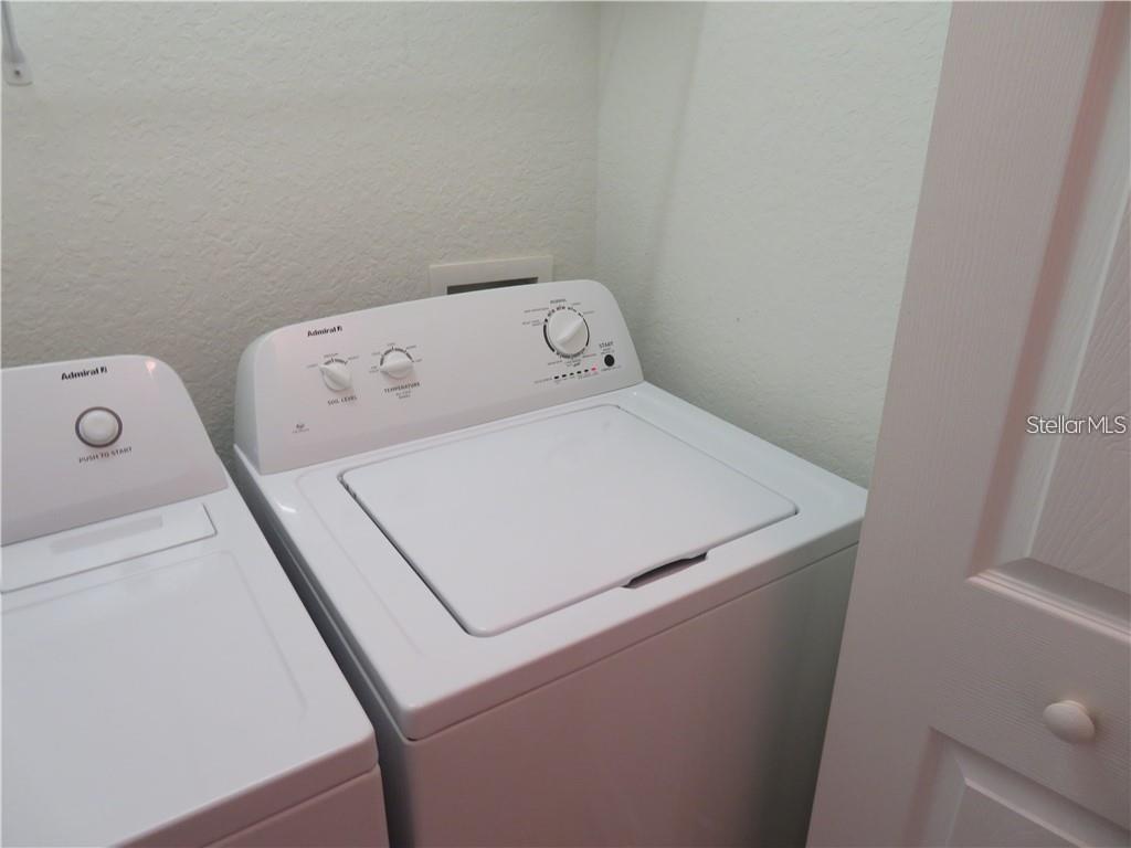 DUNWOODY COMMONS PH 2 - Residential Lease