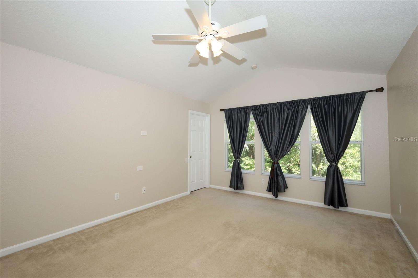 DUNWOODY COMMONS PH 2 - Residential Lease