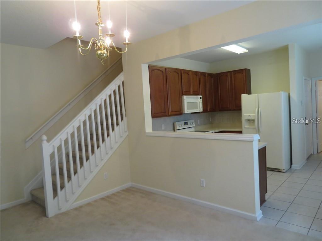 DUNWOODY COMMONS PH 2 - Residential Lease
