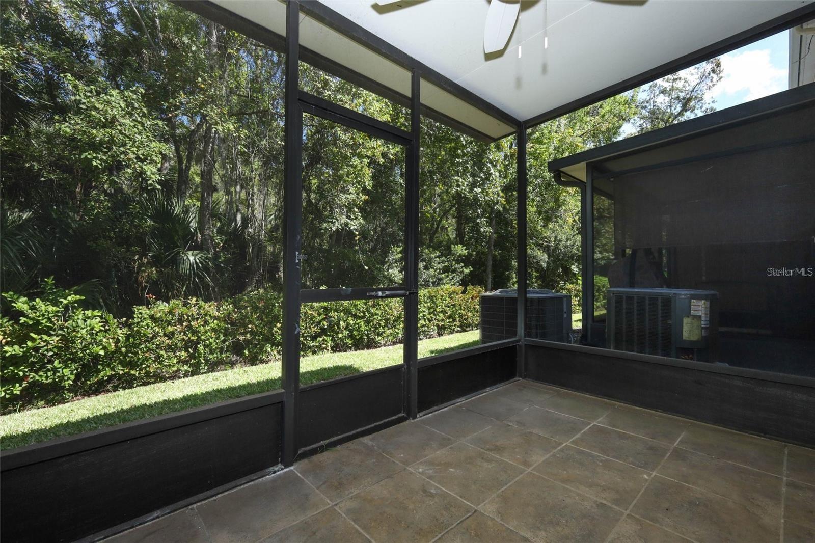 DUNWOODY COMMONS PH 2 - Residential Lease