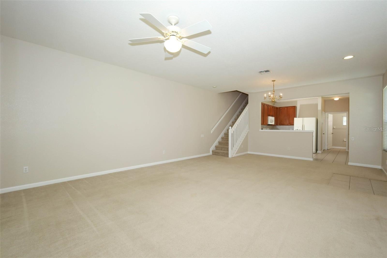 DUNWOODY COMMONS PH 2 - Residential Lease