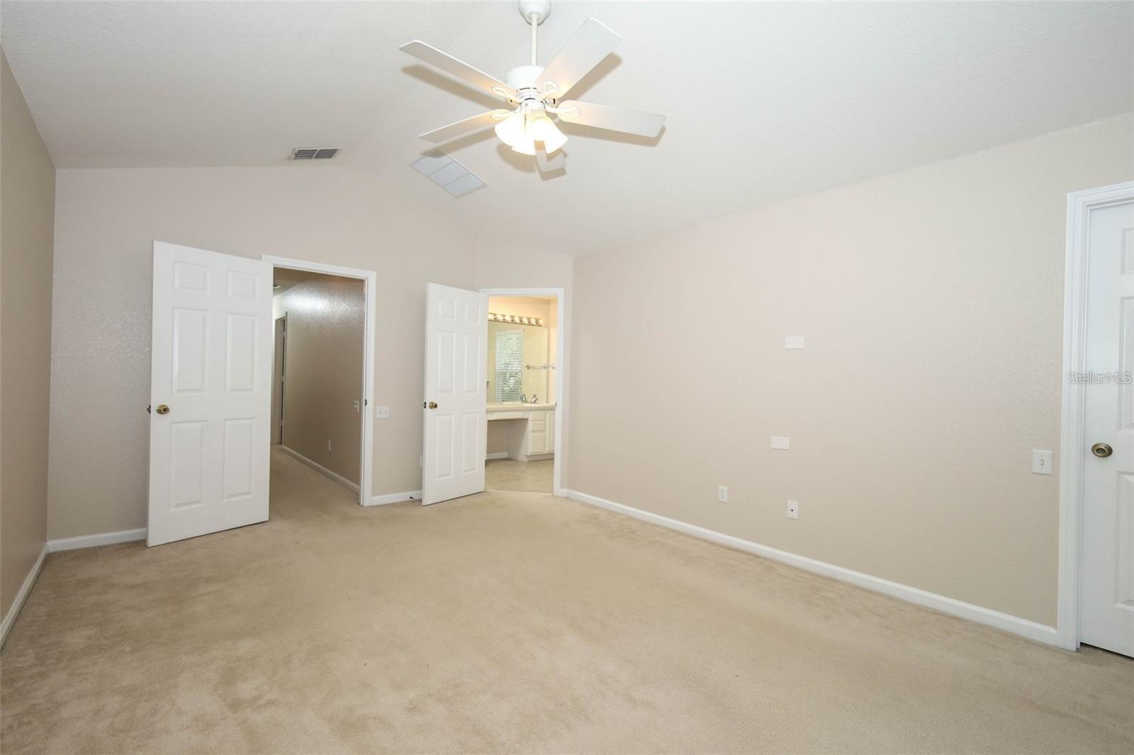 DUNWOODY COMMONS PH 2 - Residential Lease