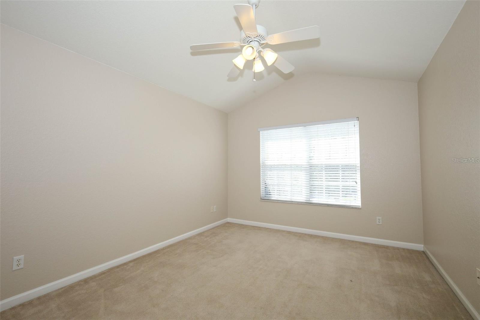 DUNWOODY COMMONS PH 2 - Residential Lease