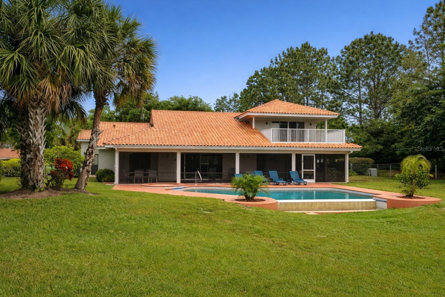 Casas a venda 4 - Jen Dantas 12624 LAKE DENISE BOULEVARD