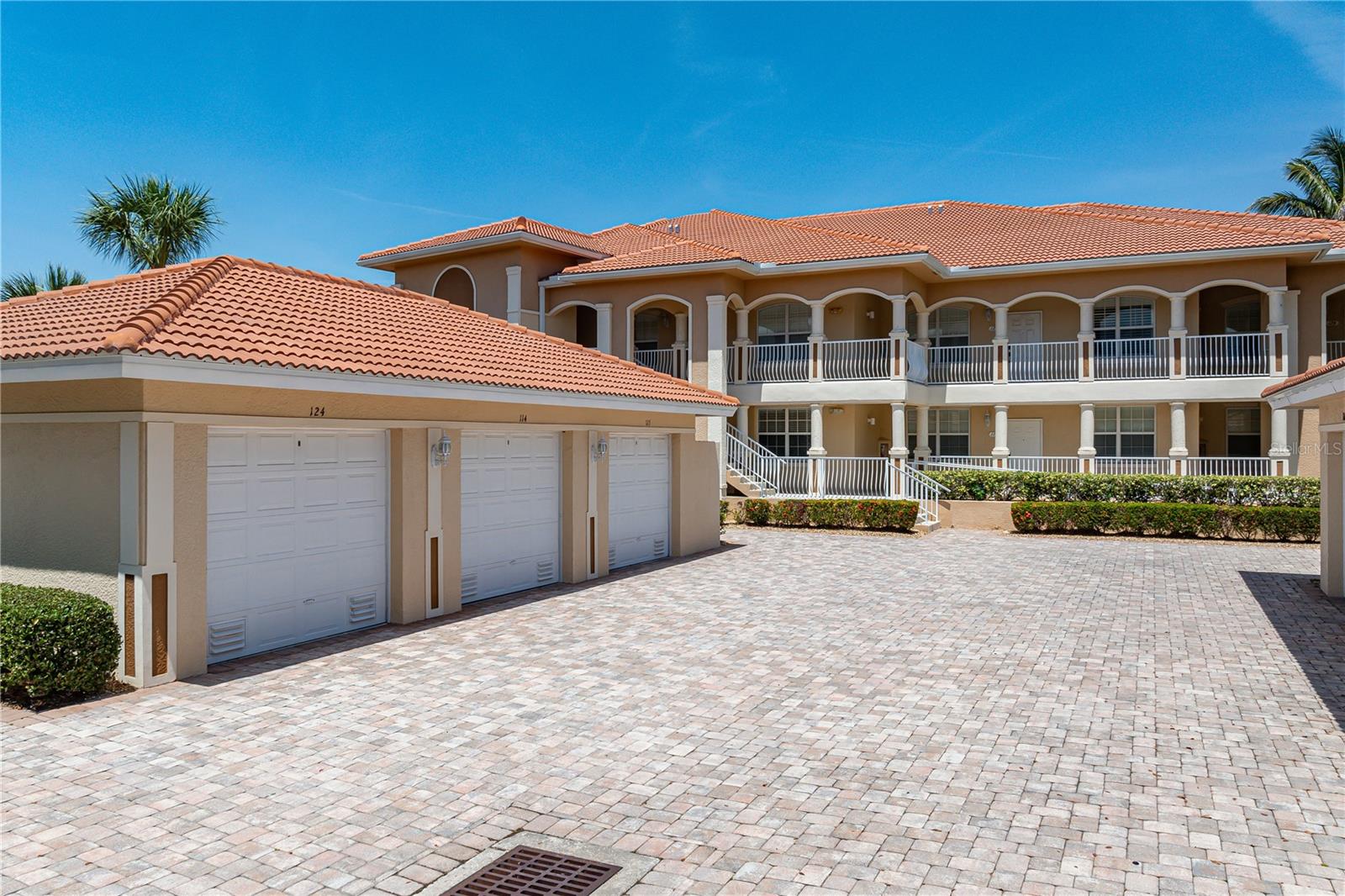 3314 WOOD THRUSH DRIVE 124