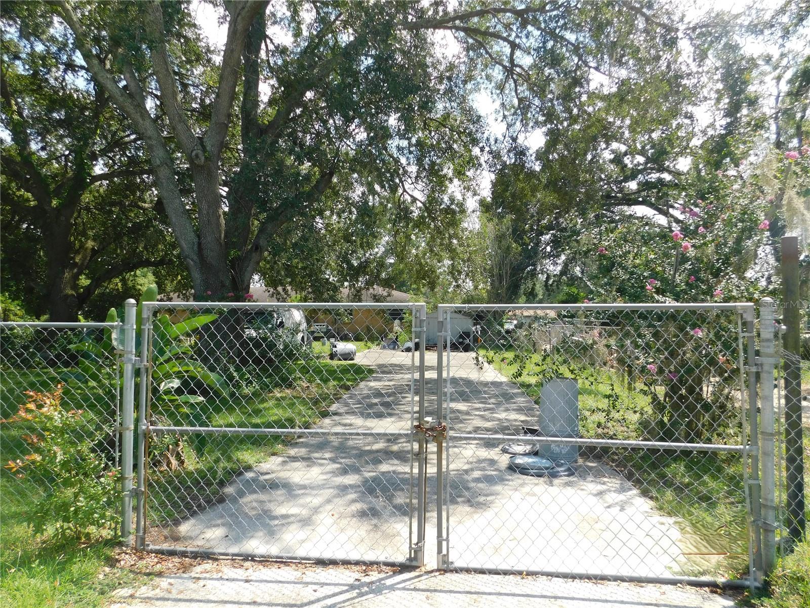 UNPLATTED - Residential
