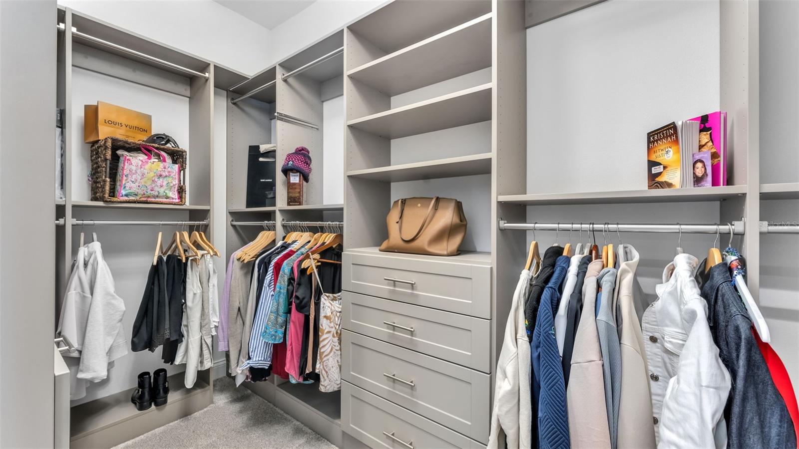 DELPHI HILLS - Residential