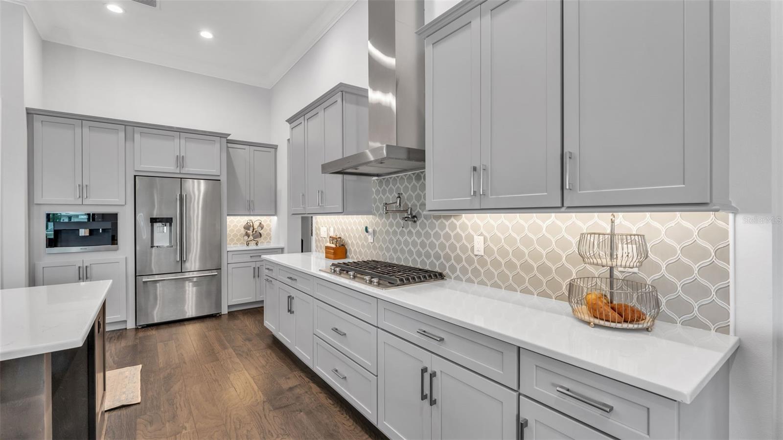 DELPHI HILLS - Residential