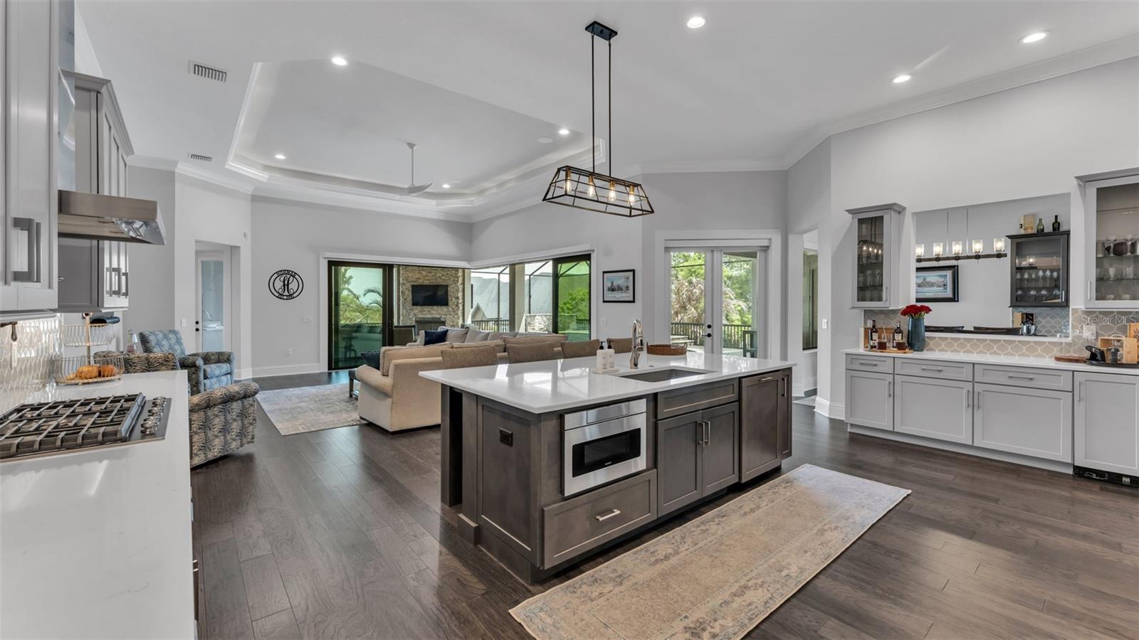 DELPHI HILLS - Residential