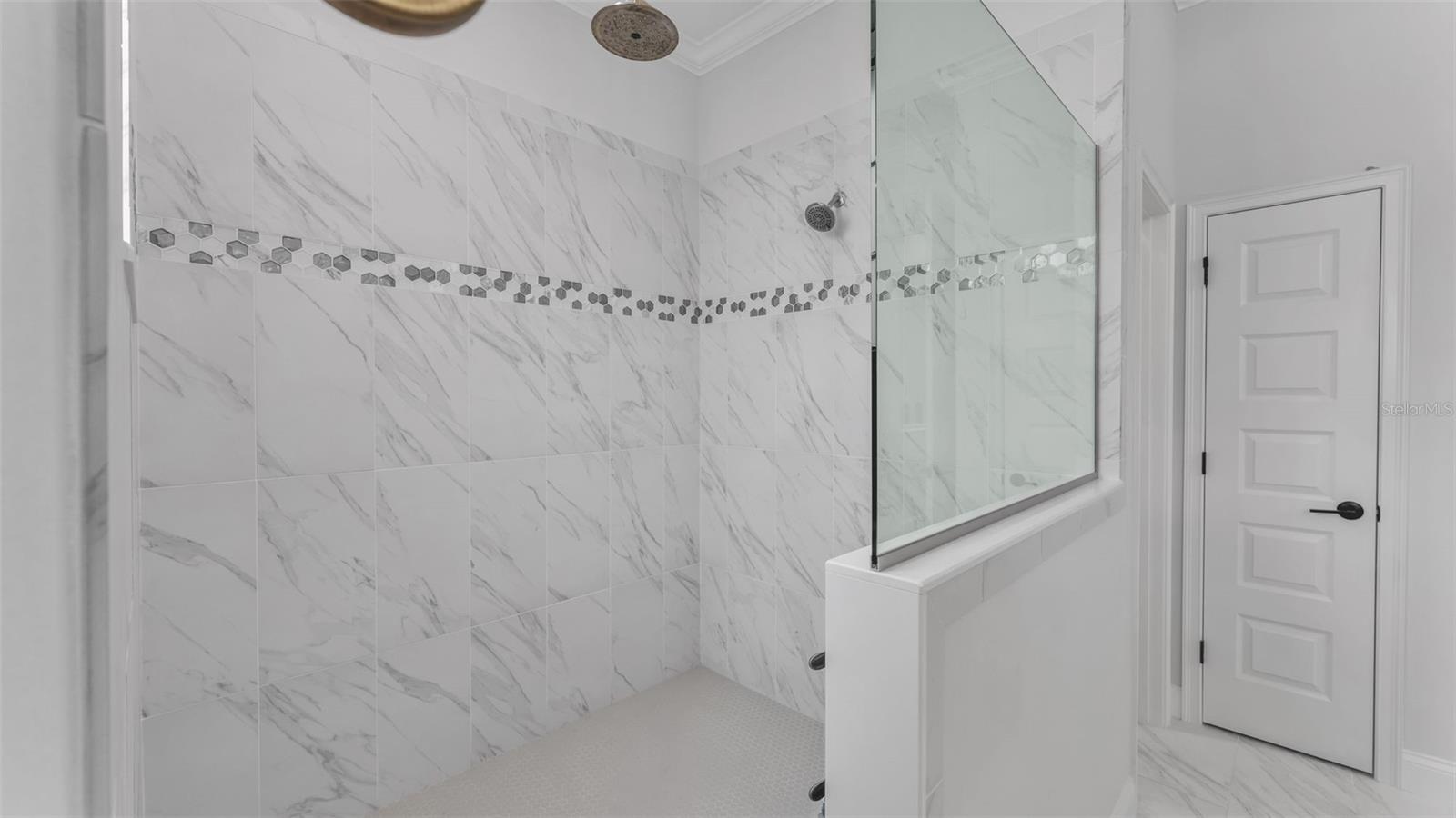 DELPHI HILLS - Residential