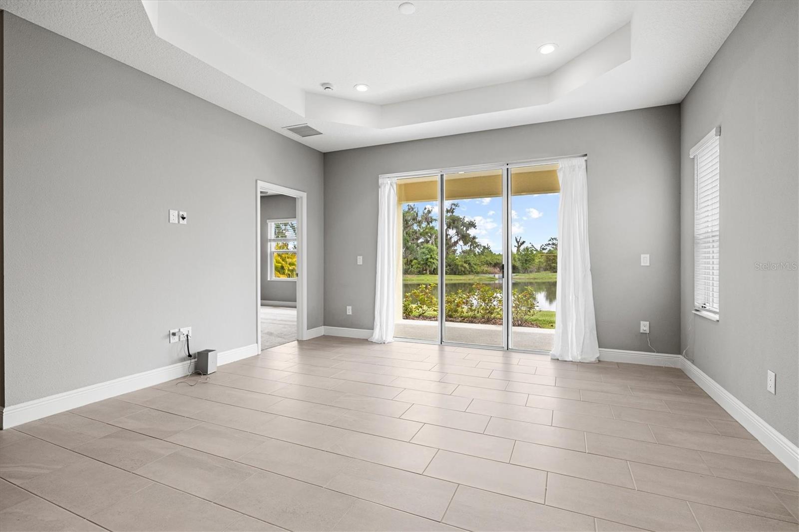 SILVERLEAF PH IV - Residential