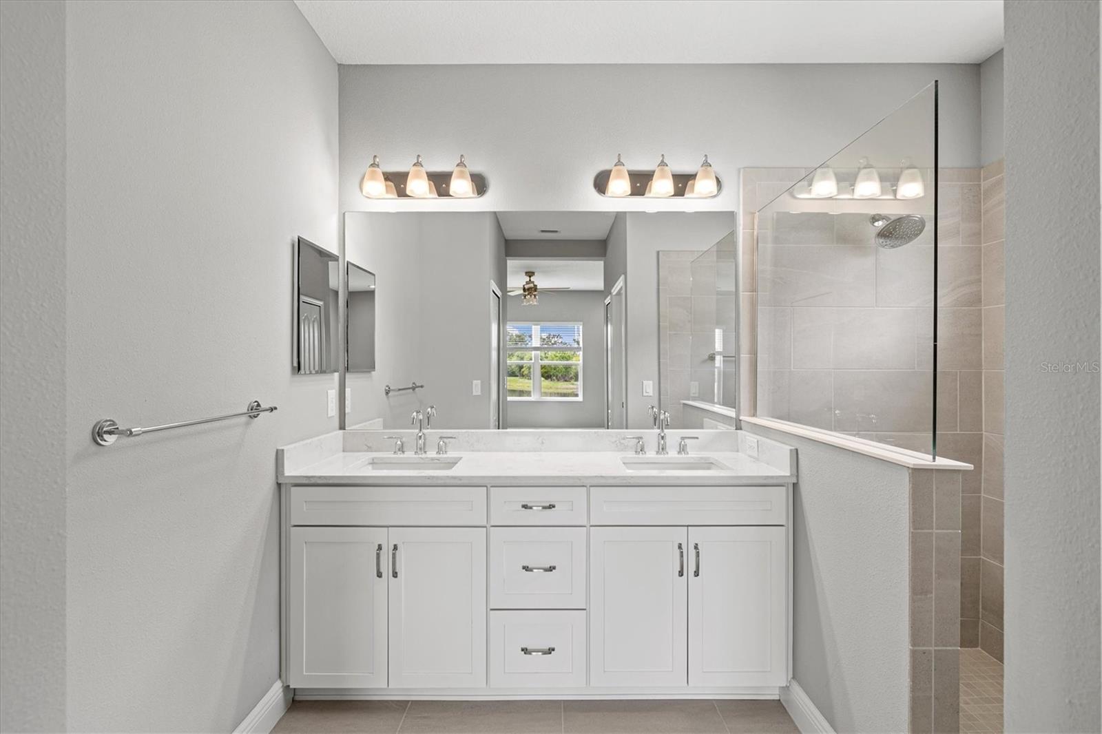 SILVERLEAF PH IV - Residential