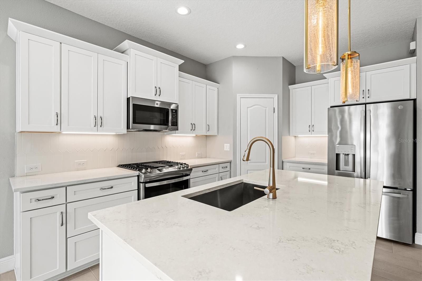 SILVERLEAF PH IV - Residential