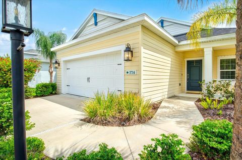 Photo of 3714 Woodmont Drive, Parrish, FL 34219 (MLS # A4689917)