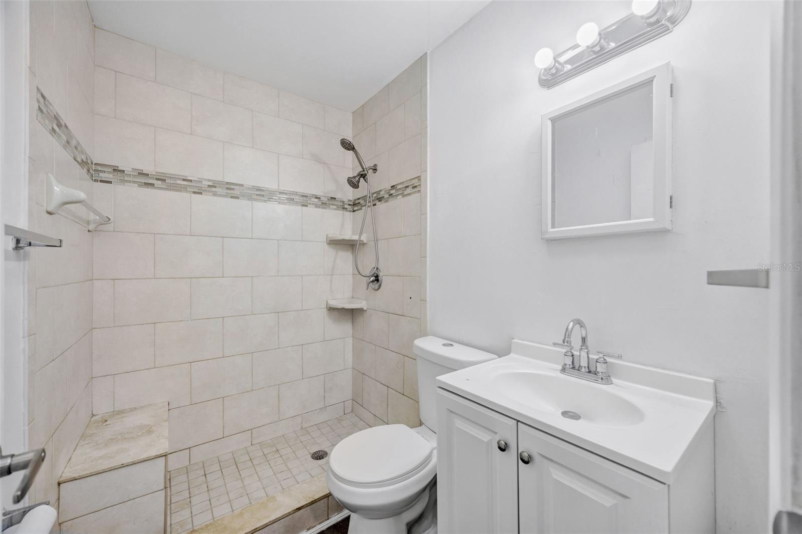 HOMELANDS - Residential