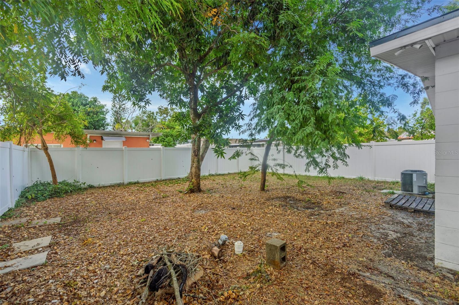 HOMELANDS - Residential