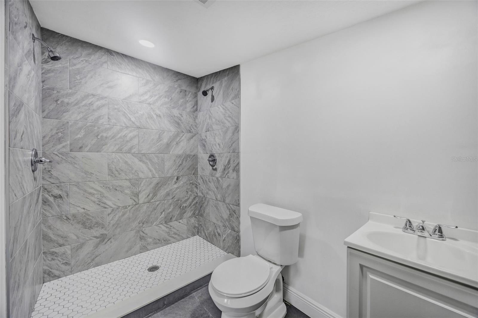 HOMELANDS - Residential