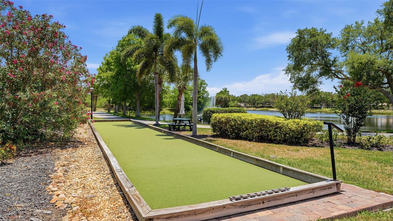 VILLAGEWALK - Residential