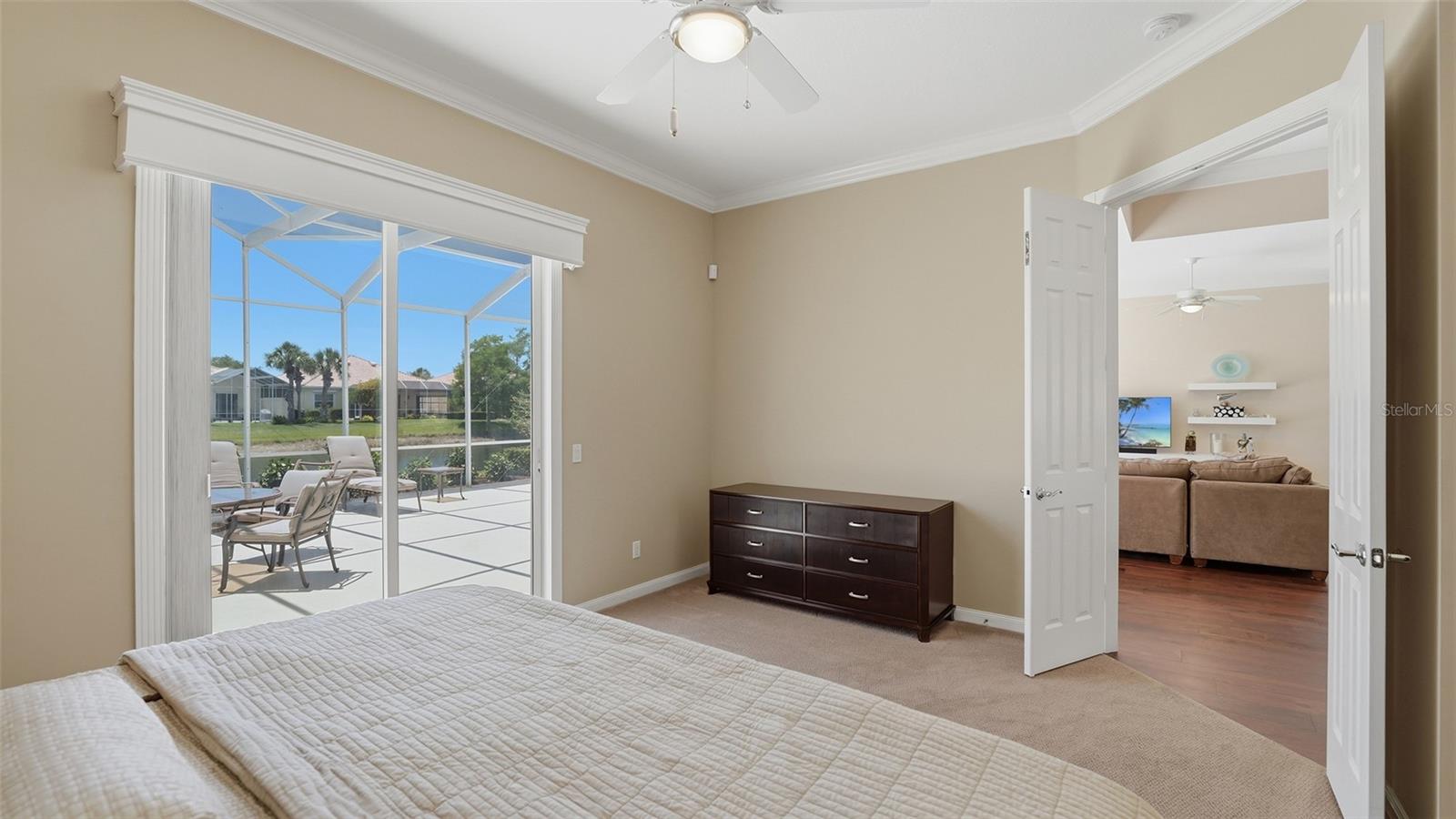 VILLAGEWALK - Residential
